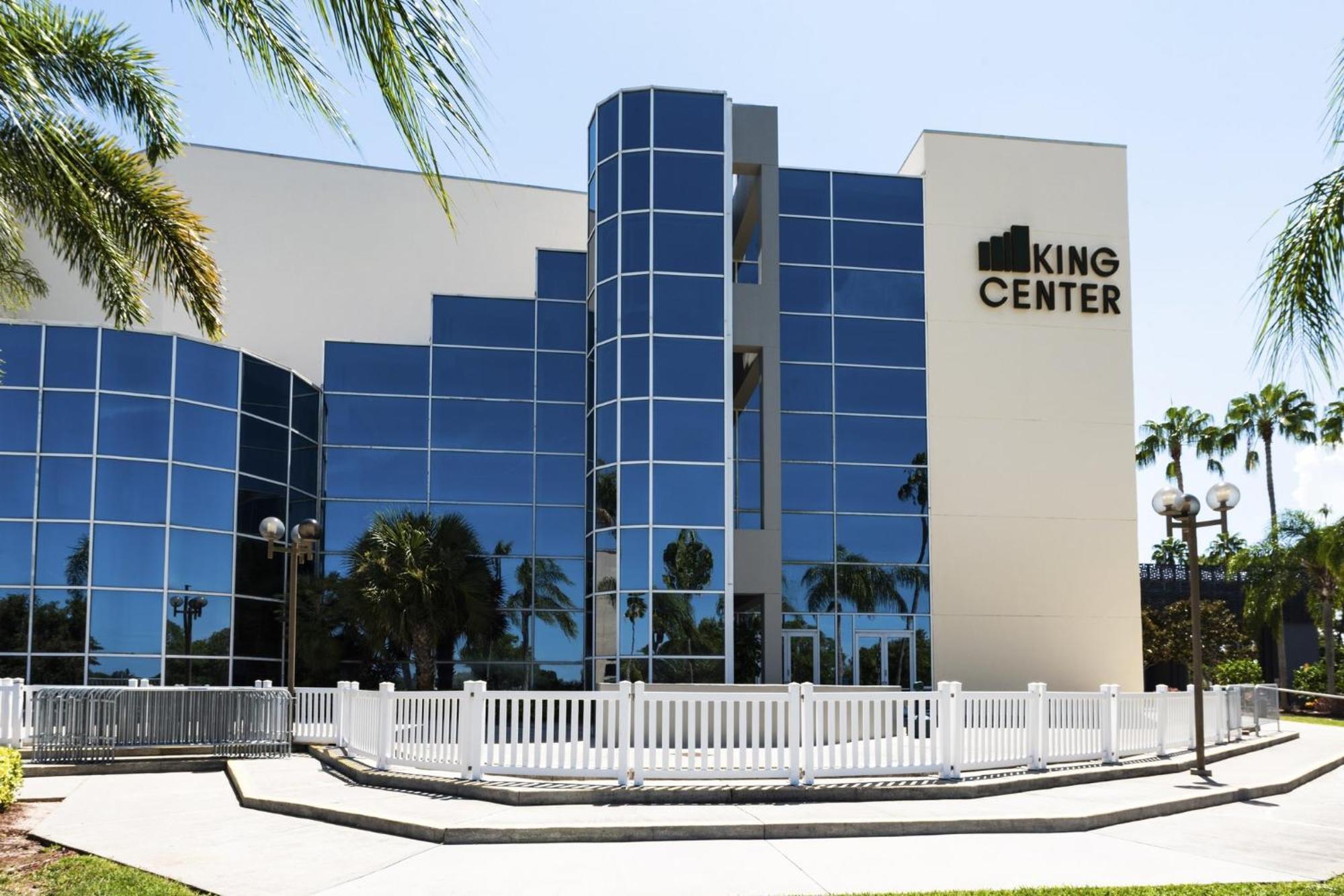 Holiday Inn Melbourne-Viera Conference Ctr By Ihg Exterior photo